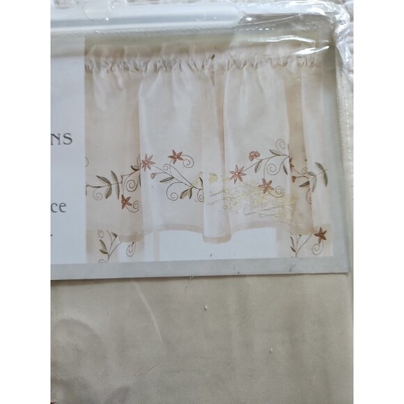 CHF Industries 2 Pair Clara 54"W x 16"L Tailored Valences - Picture 4 of 7